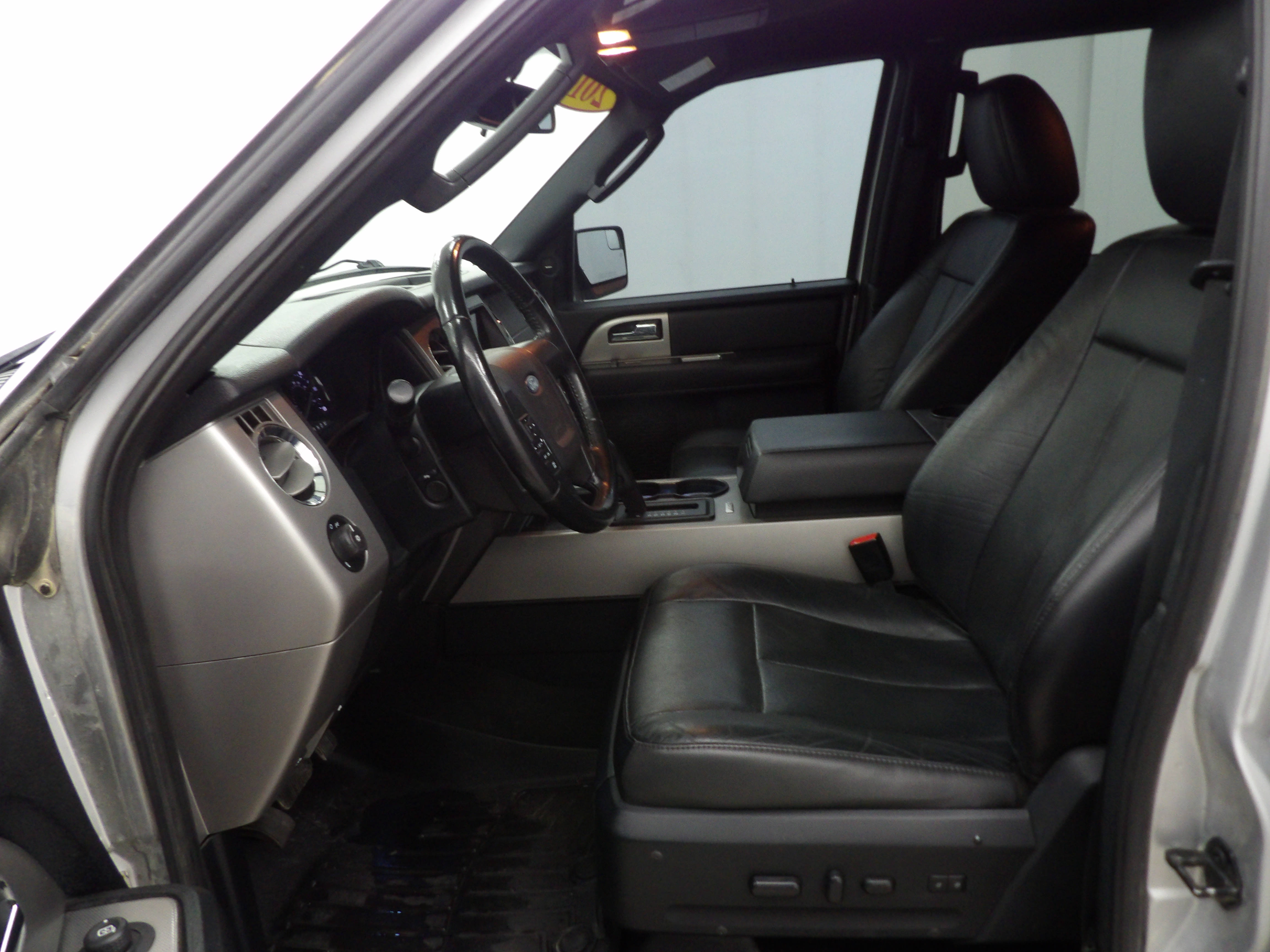 Used 2016 Ford Expedition XLT with VIN 1FMJK1JT4GEF55491 for sale in Beatrice, NE