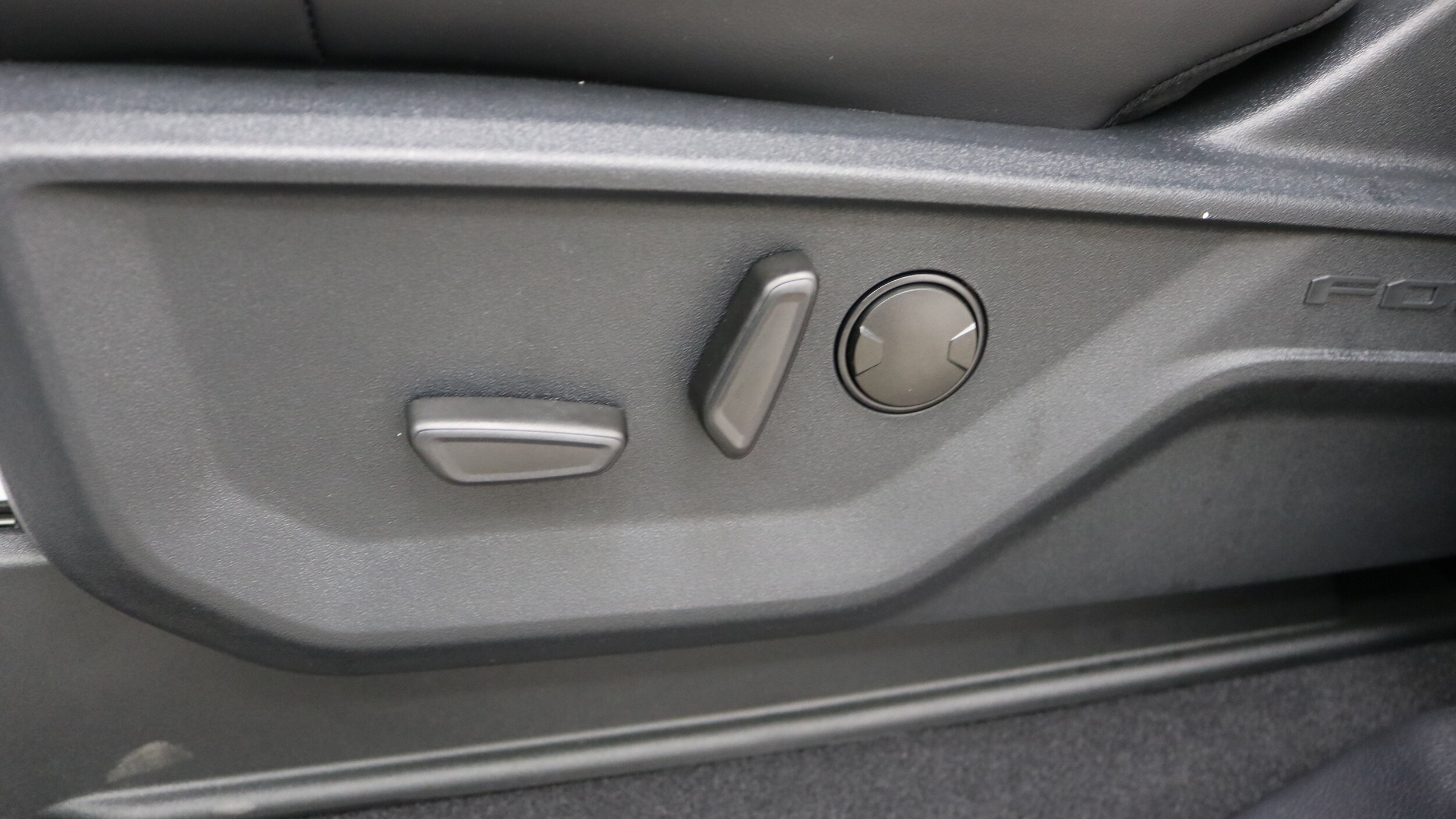 2025 Ford F-150 Tremor - Photo 13