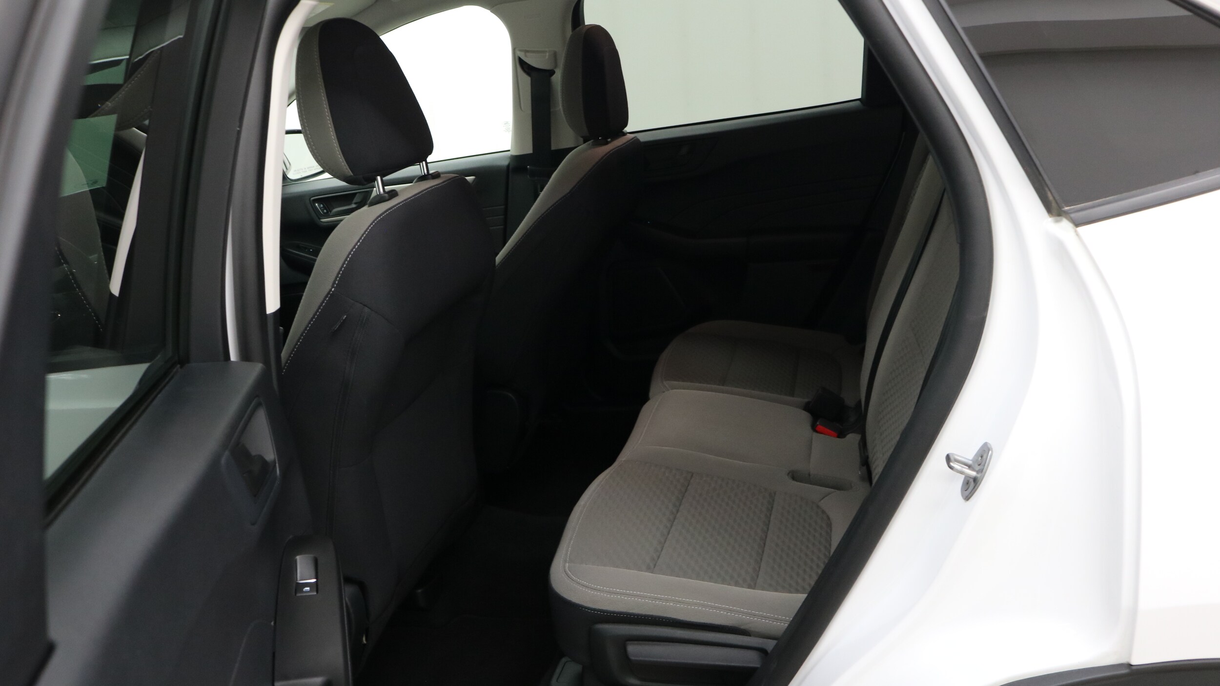 2022 Ford Escape SE photo 4