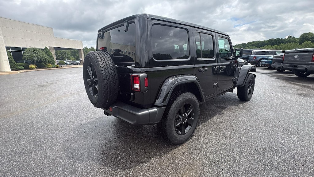 Used 2023 Jeep Wrangler 4-DOOR SAHARA 4X4 SUV