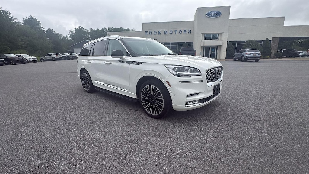 Used 2024 Lincoln Aviator Black Label SUV