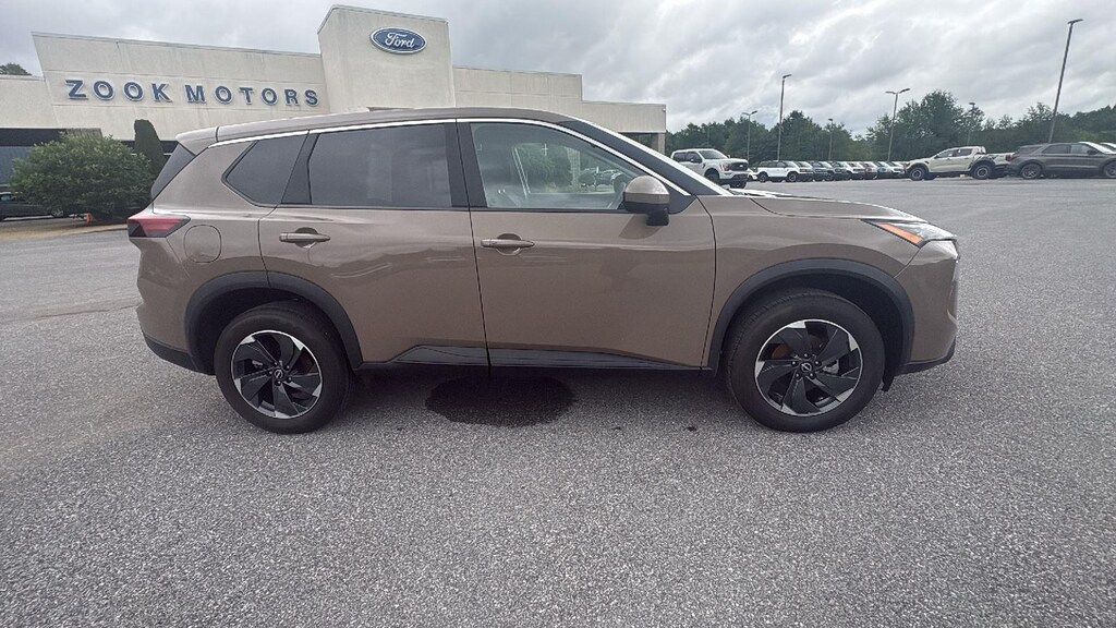 Used 2025 Nissan Rogue SV SUV