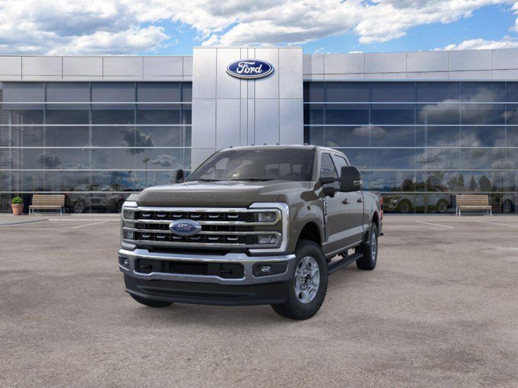 New 2026 Ford F-350 XLT Truck Crew Cab