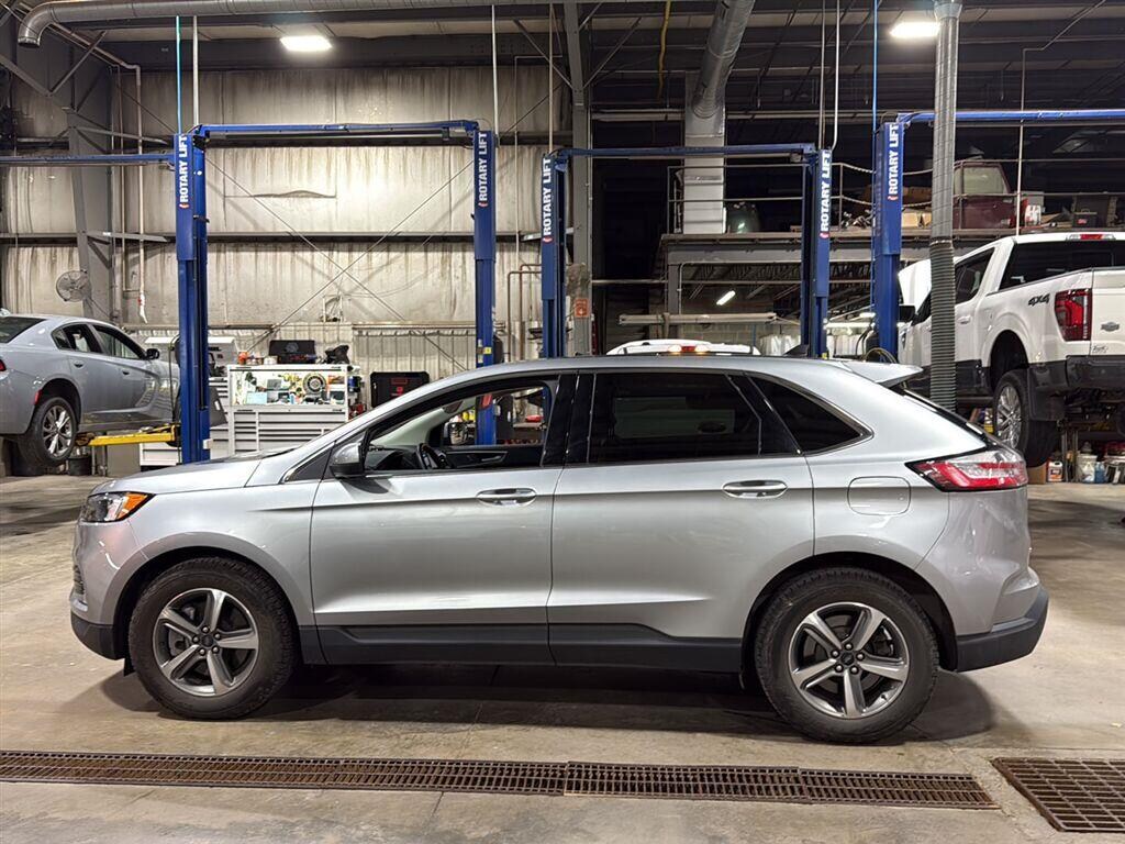 Used 2024 Ford Edge SEL SUV