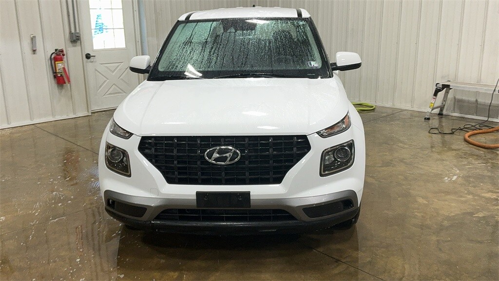 Used 2022 Hyundai Venue SE with VIN KMHRB8A37NU143418 for sale in Greencastle, PA
