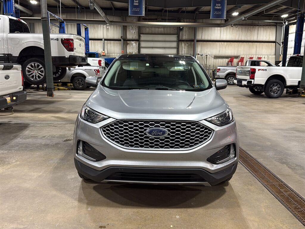 Used 2024 Ford Edge SEL SUV