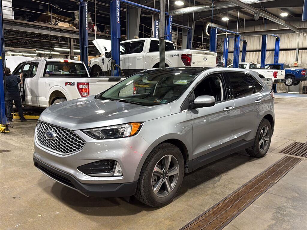 Used 2024 Ford Edge SEL SUV