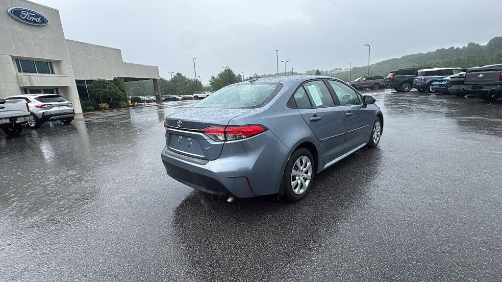 Used 2023 Toyota Corolla LE Sedan