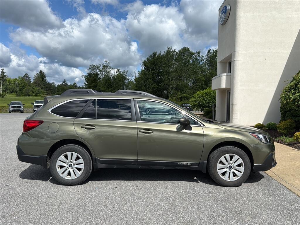 Used 2019 Subaru Outback 2.5i Premium SUV