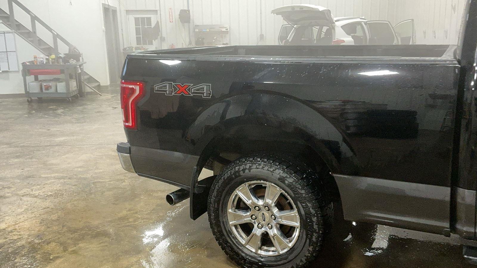 2016 Ford F-150 XLT photo 4