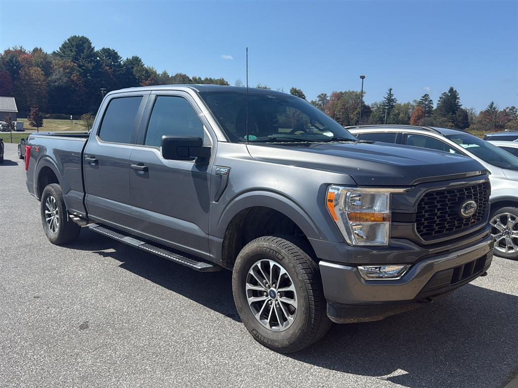 2022 Ford F-150 XL photo 3