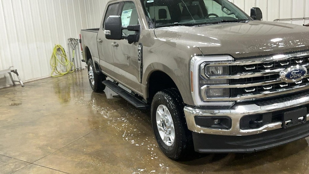 New 2026 Ford F-350 Truck Crew Cab