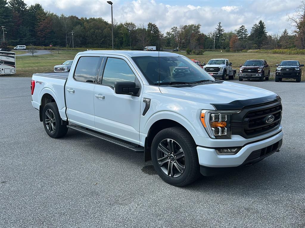 2022 Ford F-150 XLT photo 3