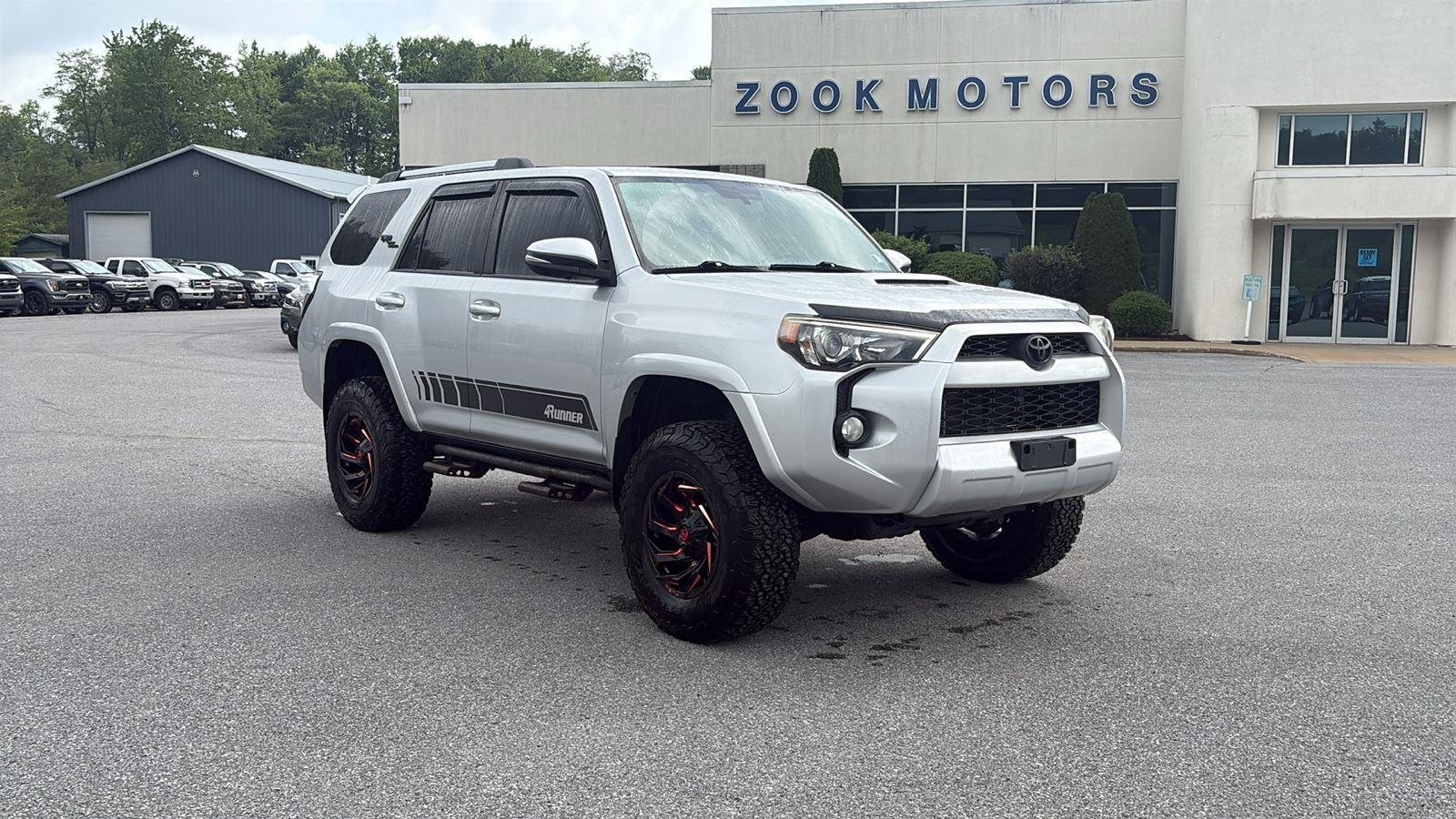 2018 Toyota 4Runner SUV V-6 cyl