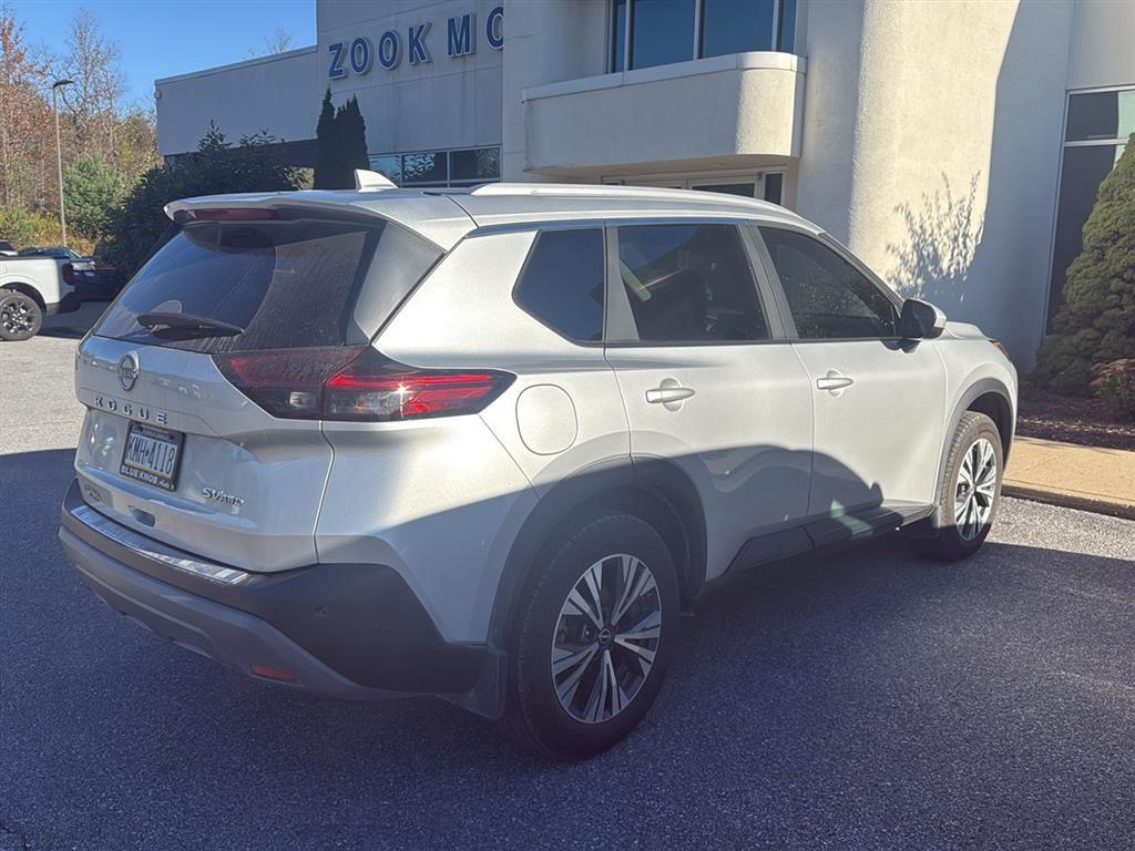 2023 Nissan Rogue SV photo 4