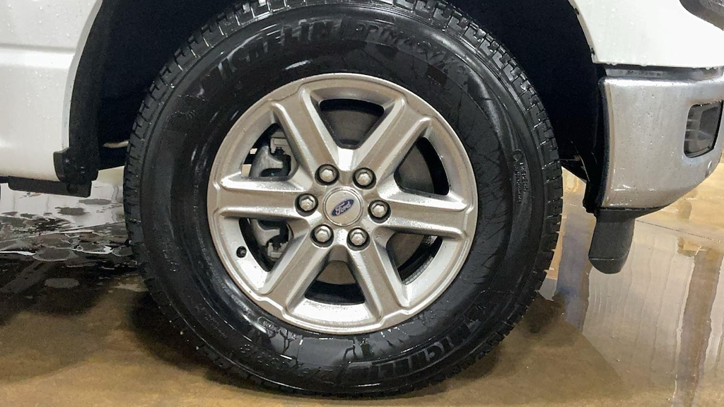 New 2025 Ford F-150 XLT Truck SuperCrew Cab