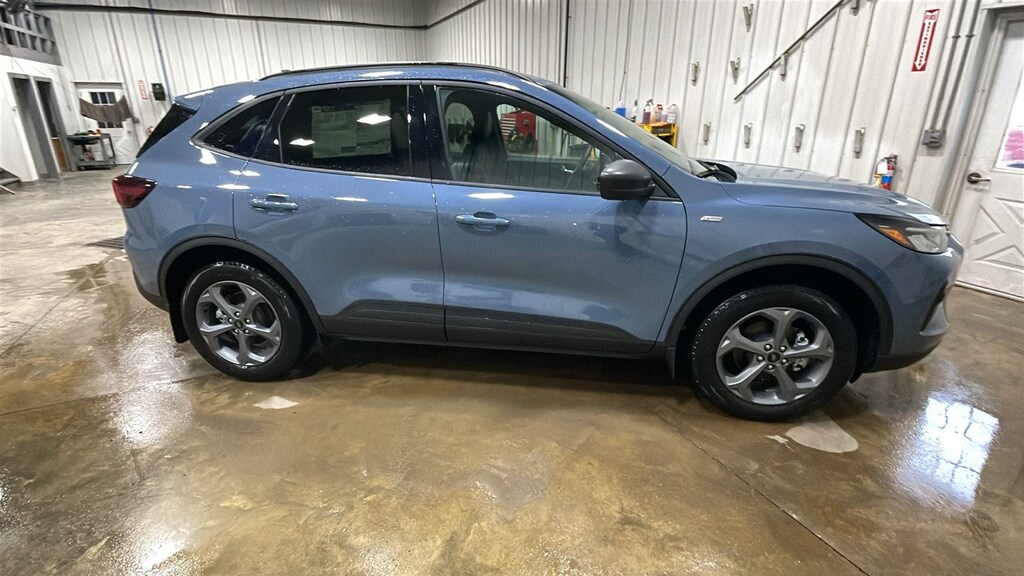 New 2026 Ford Escape ST-Line SUV