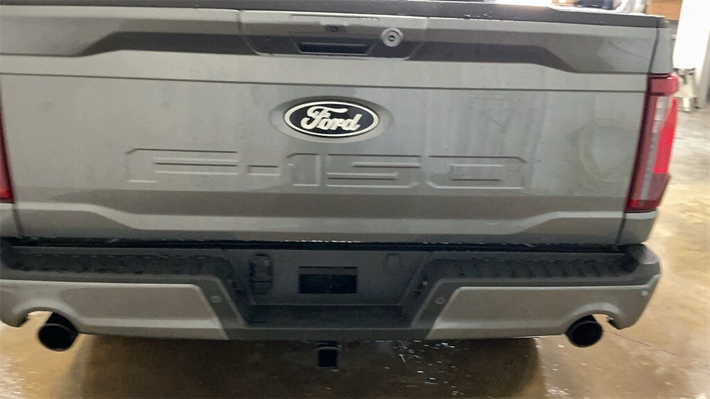 2025 Ford F-150 XLT photo 4