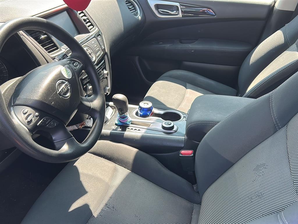 Used 2017 Nissan Pathfinder S SUV