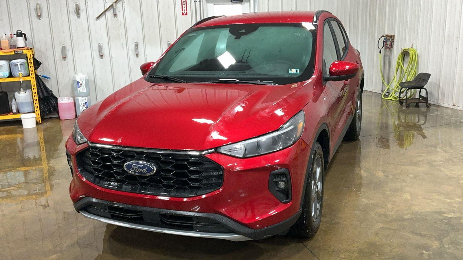 2026 Ford Escape SEL's photo