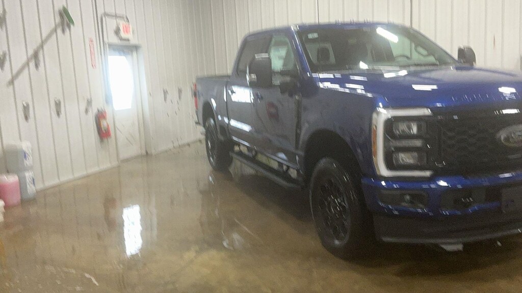 New 2026 Ford F-250 XLT Truck Crew Cab