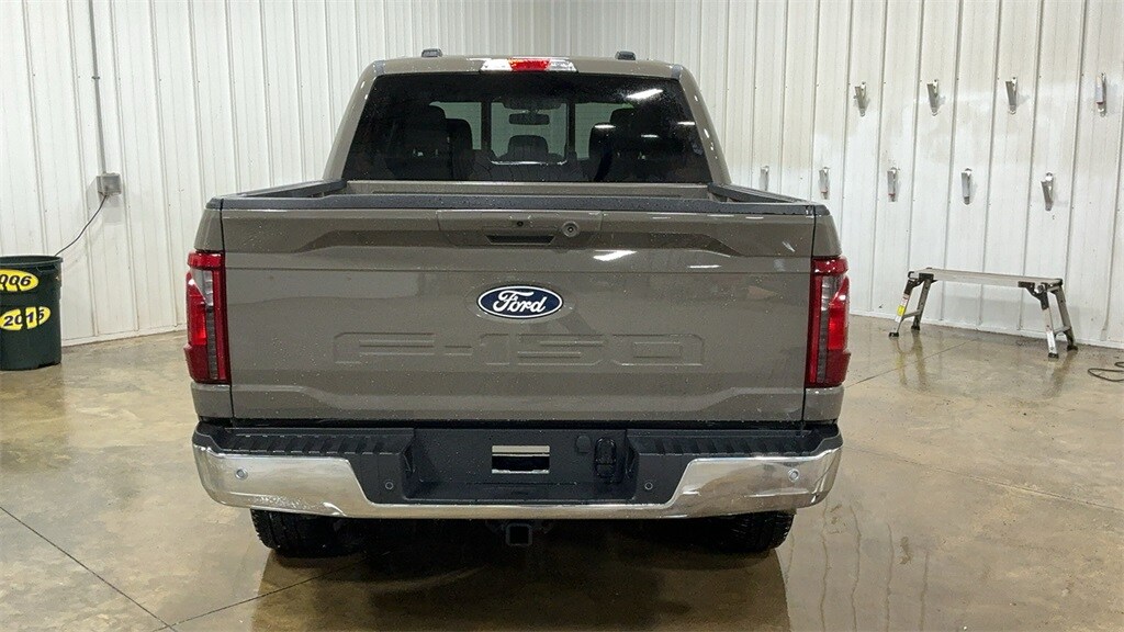 2025 Ford F-150 XLT photo 4