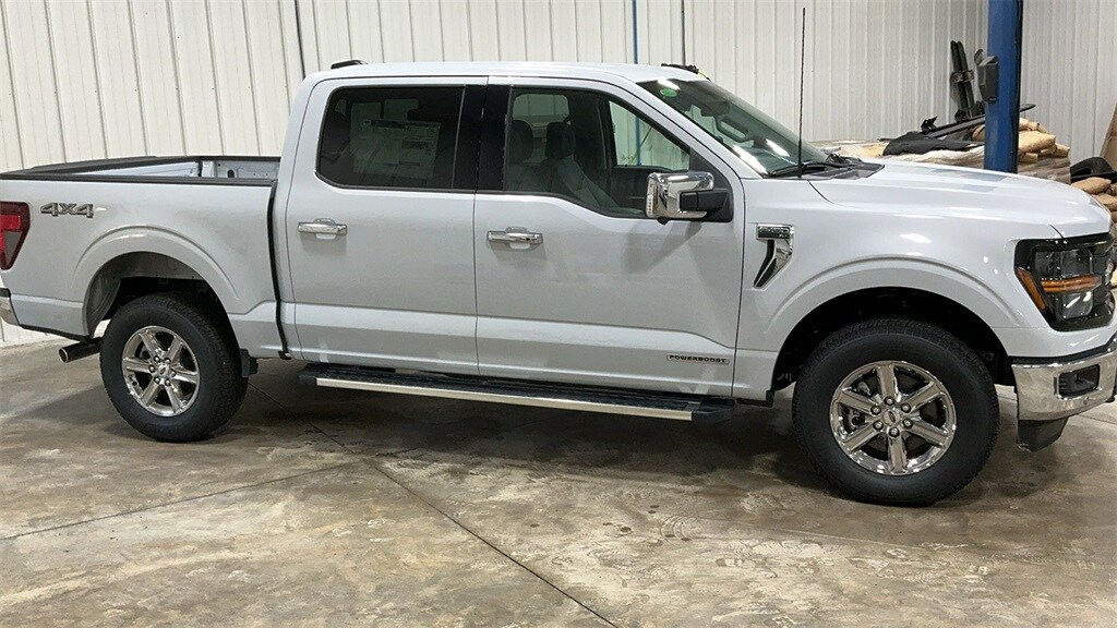 2025 Ford F-150 XLT photo 4