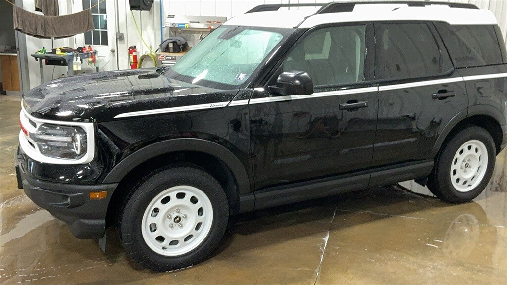 2024 Ford Bronco Sport Heritage photo 3