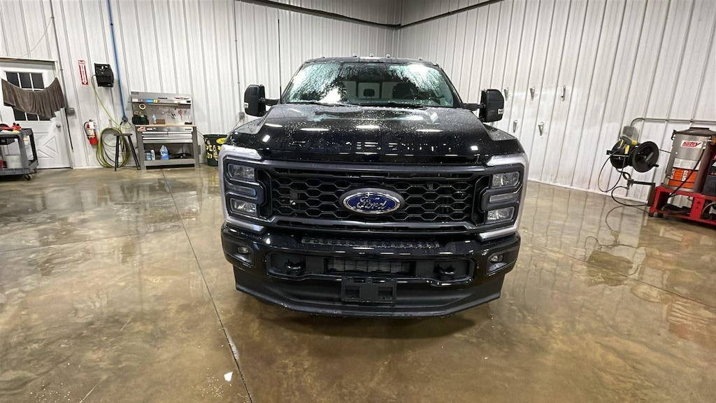 New 2026 Ford F-350 XL Truck Crew Cab
