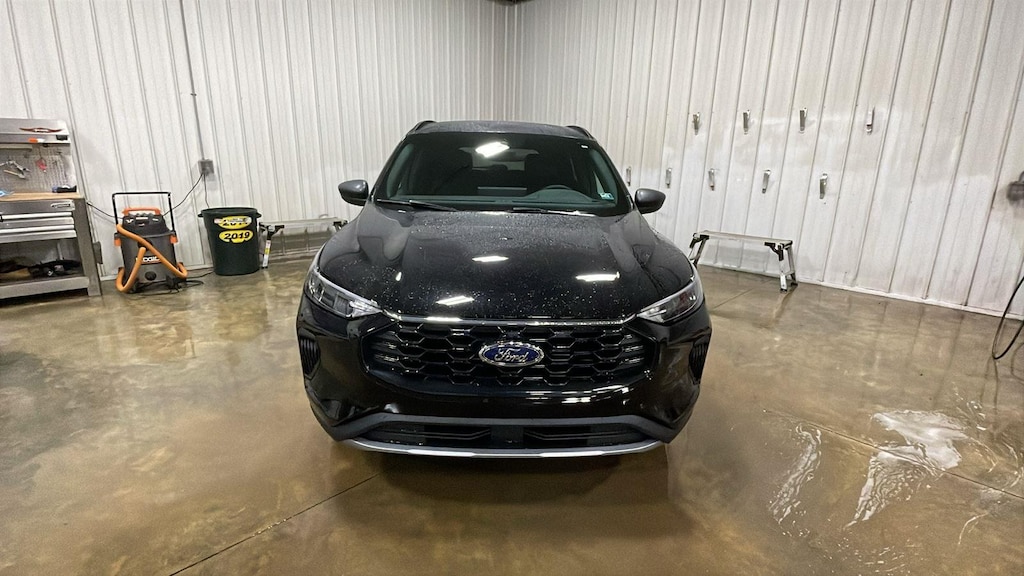 New 2026 Ford Escape ST-Line SUV