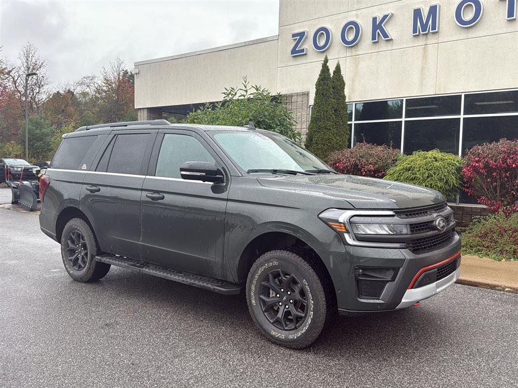 2022 Ford Expedition Timberline photo 2