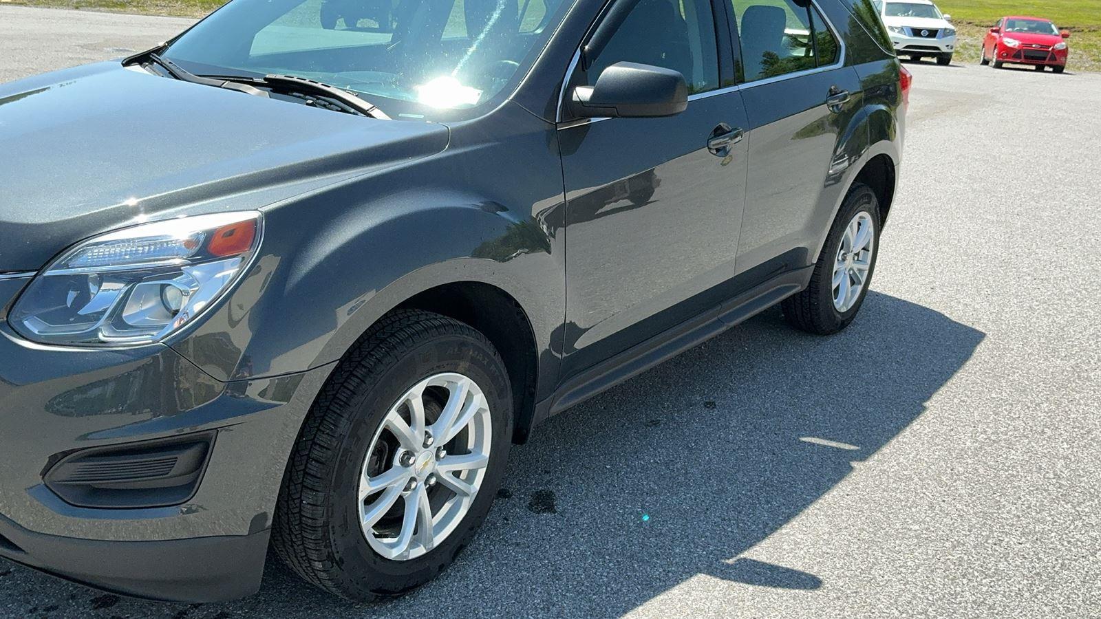 2017 Chevrolet Equinox AWD LS's photo