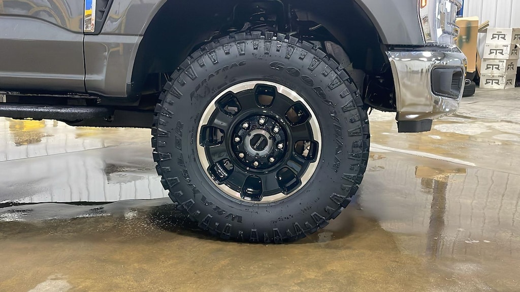 New 2026 Ford F-250 XLT Truck Crew Cab