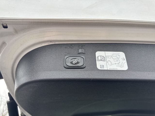 2017 Ford Escape Titanium - Photo 11