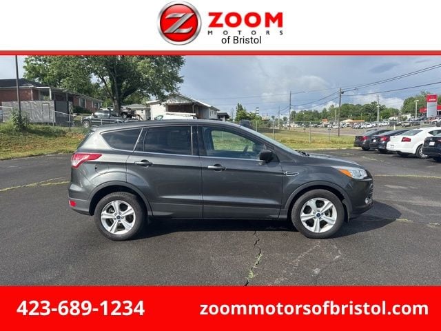2016 Ford Escape SE's photo