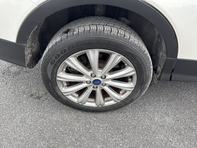 2017 Ford Escape Titanium - Photo 9