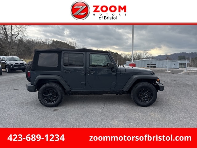 2017 Jeep Wrangler Unlimited Willys Wheeler's photo