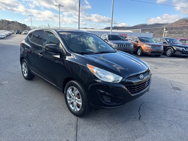 2013 Hyundai Tucson GL photo 2