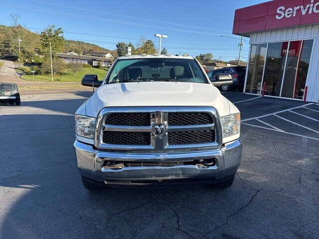 2016 Ram 2500 Tradesman photo 3