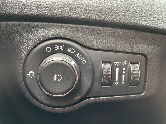 2020 Jeep Compass Latitude - Photo 23