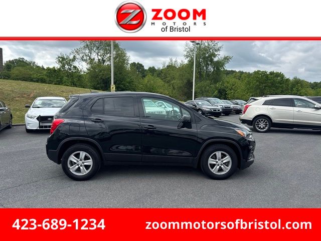 2019 Chevrolet Trax LS's photo