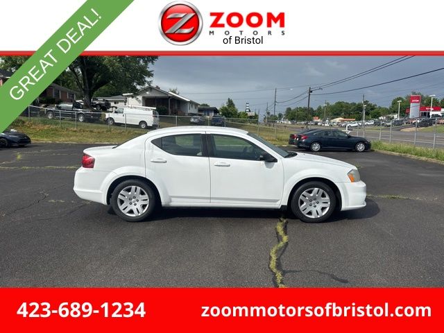 2014 Dodge Avenger SE's photo