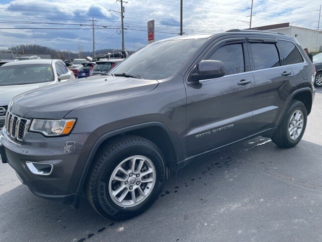 2020 Jeep Grand Cherokee Laredo photo 4