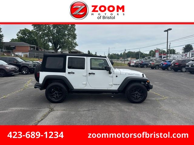2013 Jeep Wrangler Sahara's photo