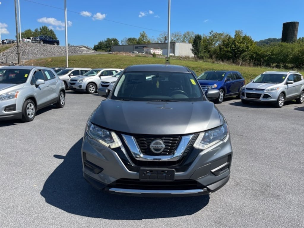 Used 2018 Nissan Rogue S SUV