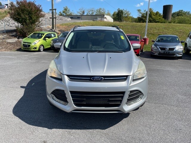 2015 Ford Escape SE photo 2