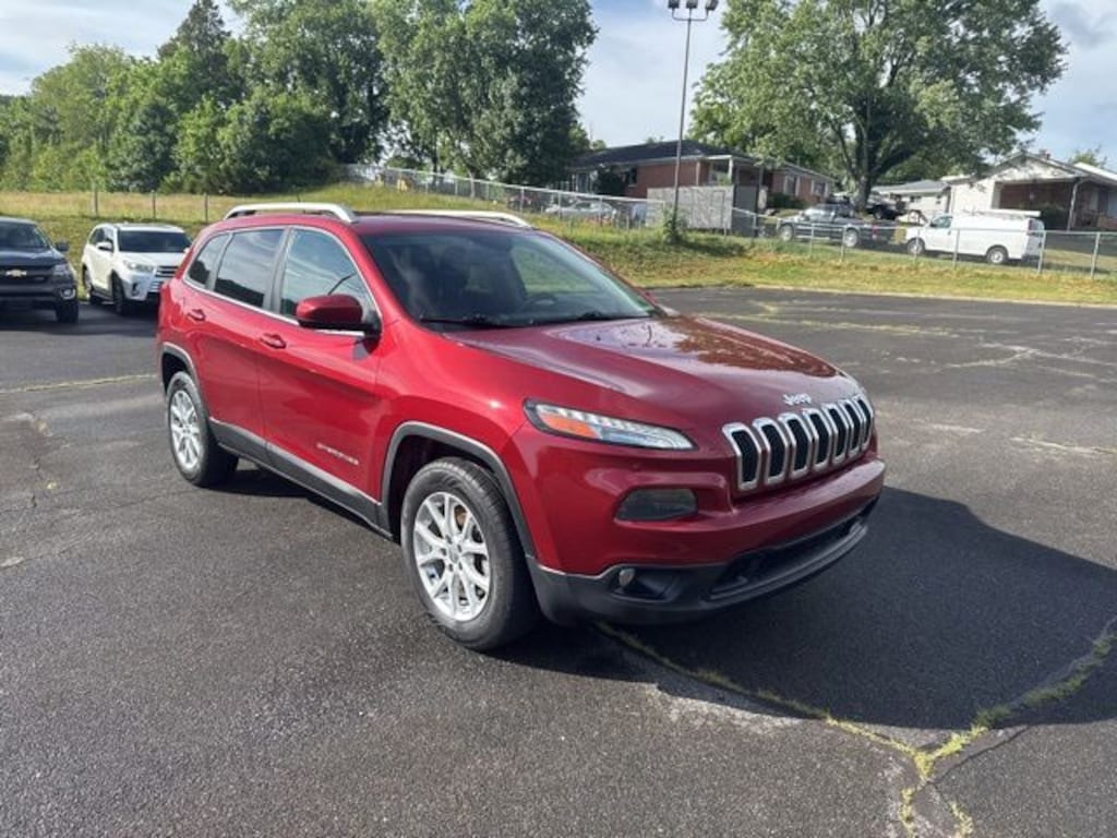 Used 2014 Jeep Cherokee Latitude SUV