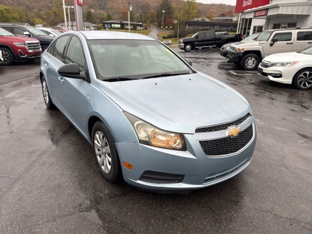Used 2011 Chevrolet Cruze LS Sedan