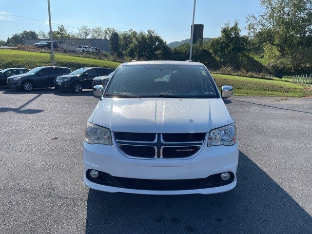 2017 Dodge Grand Caravan SXT photo 3