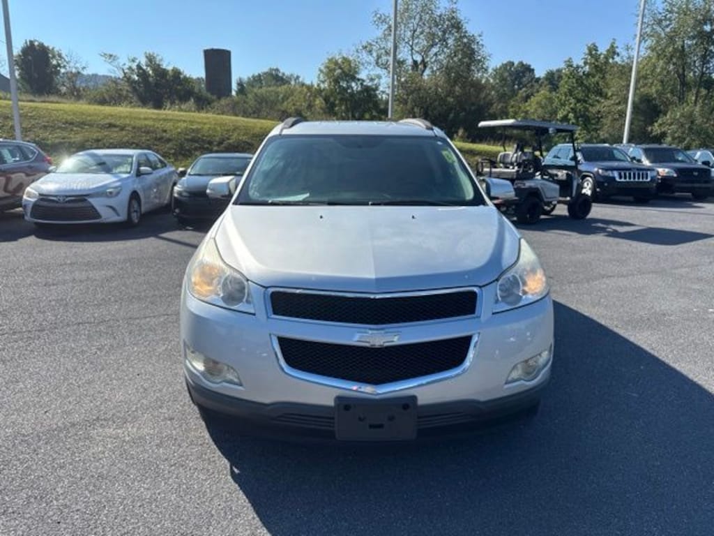 Used 2012 Chevrolet Traverse LT SUV